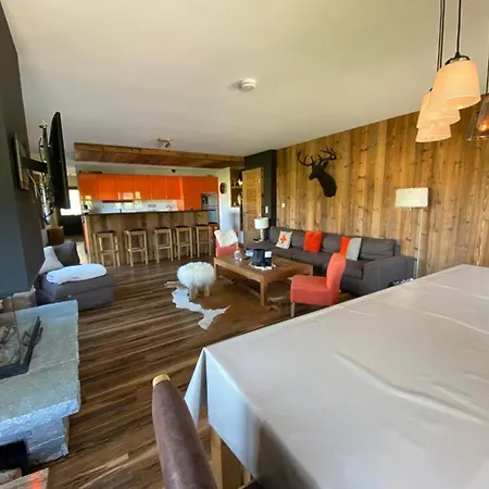 Duplex Elegant Au Coeur De Avec Parking Et Grande Terrasse - Fr-1-733-176 * Crest-Voland