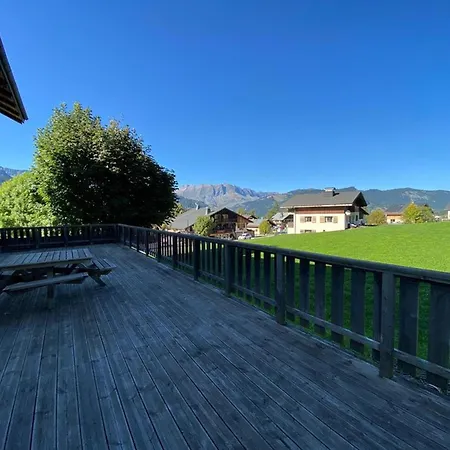 Duplex Elegant Au Coeur De Avec Parking Et Grande Terrasse - Fr-1-733-176